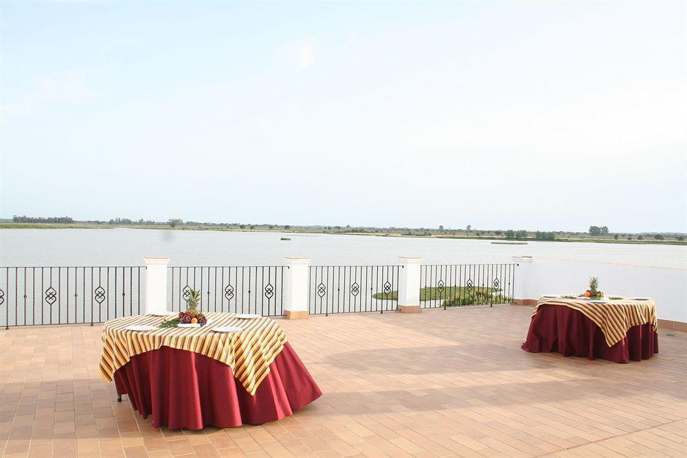 Hotel Toruno Del Rocio El Rocío Екстериор снимка
