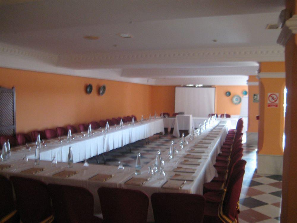 Hotel Toruno Del Rocio El Rocío Екстериор снимка