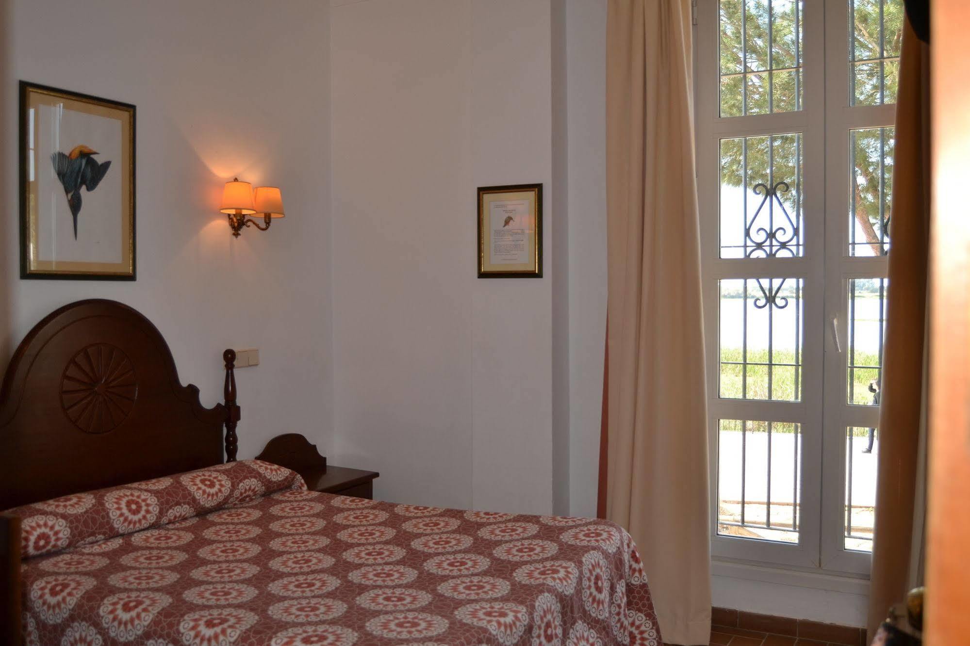 Hotel Toruno Del Rocio El Rocío Екстериор снимка